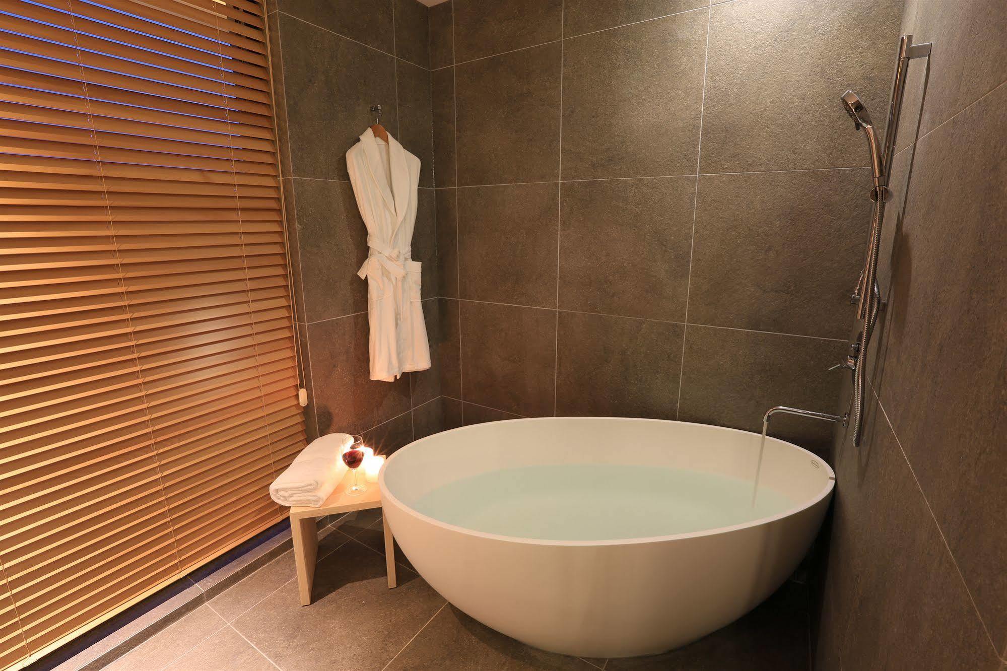 Borjomi Boutique Seoul Hotel Kültér fotó